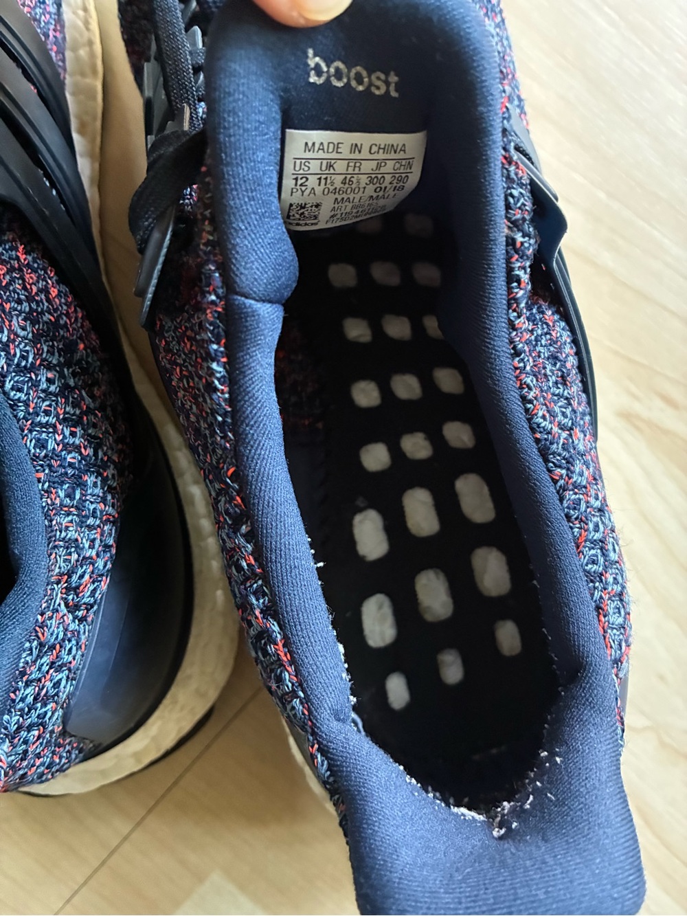adidas UltraBoost 4.0 Boost navy blue Primeknit Low Top Lace Up Men's sz12 - Picture 4 of 9